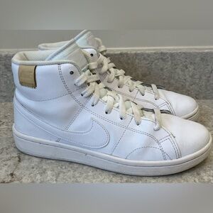 Nike Court Royale 2 Mid Sneakers
